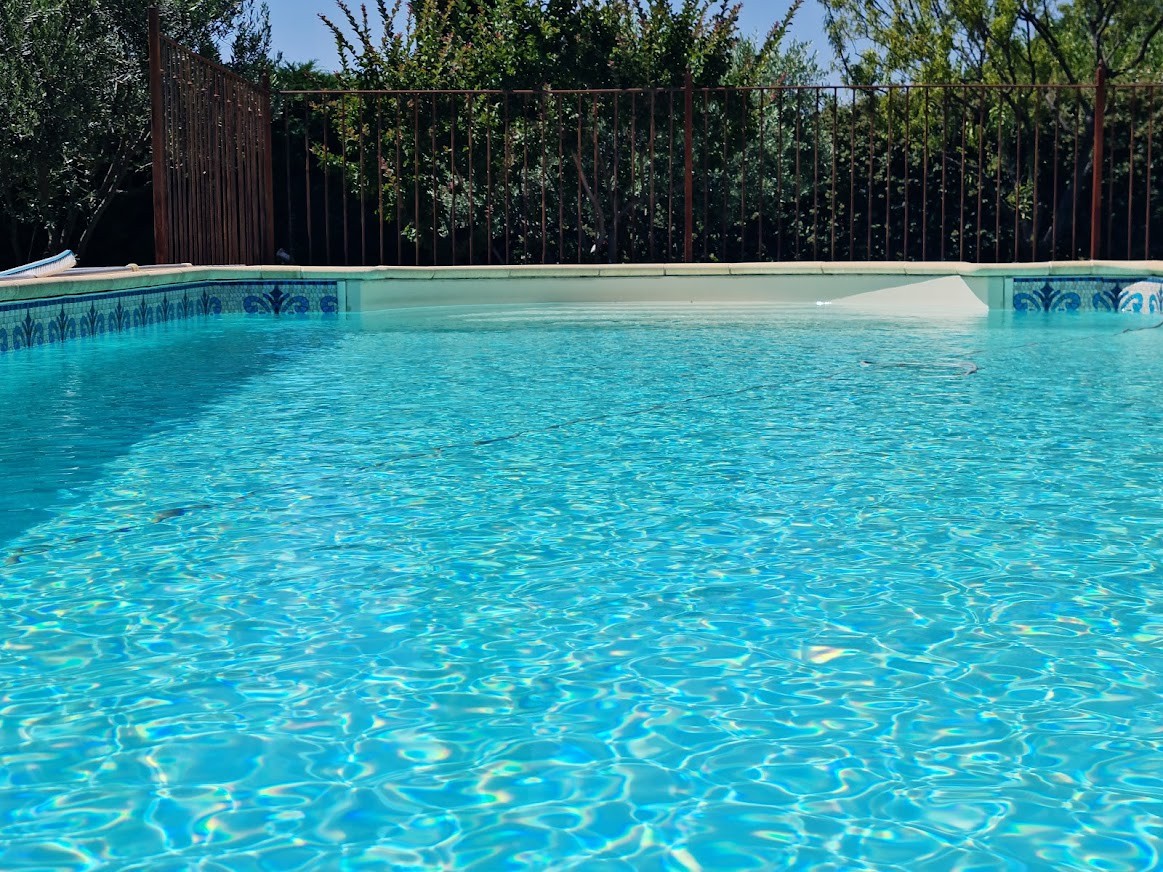 La piscine privée et chauffée